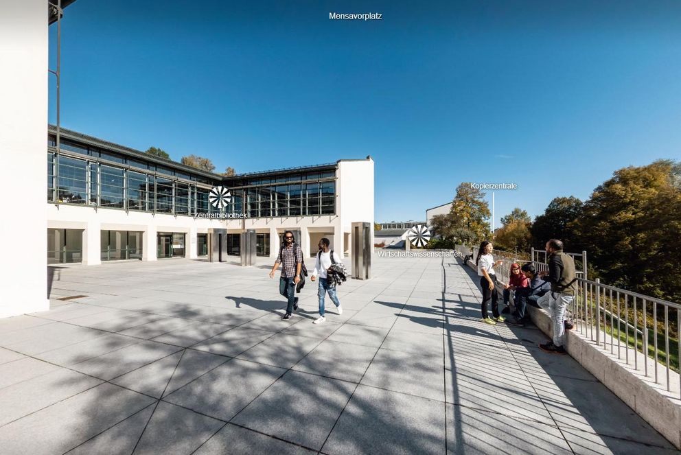 Accessible virtual campus tour: Library Plaza