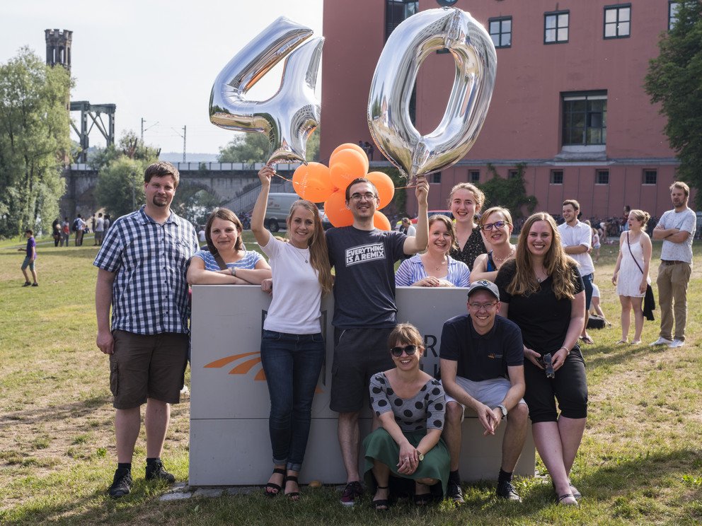 Auch ehemalige Mitglieder der Fachschaft Philo feiern mit beim Universitätsjubiläum