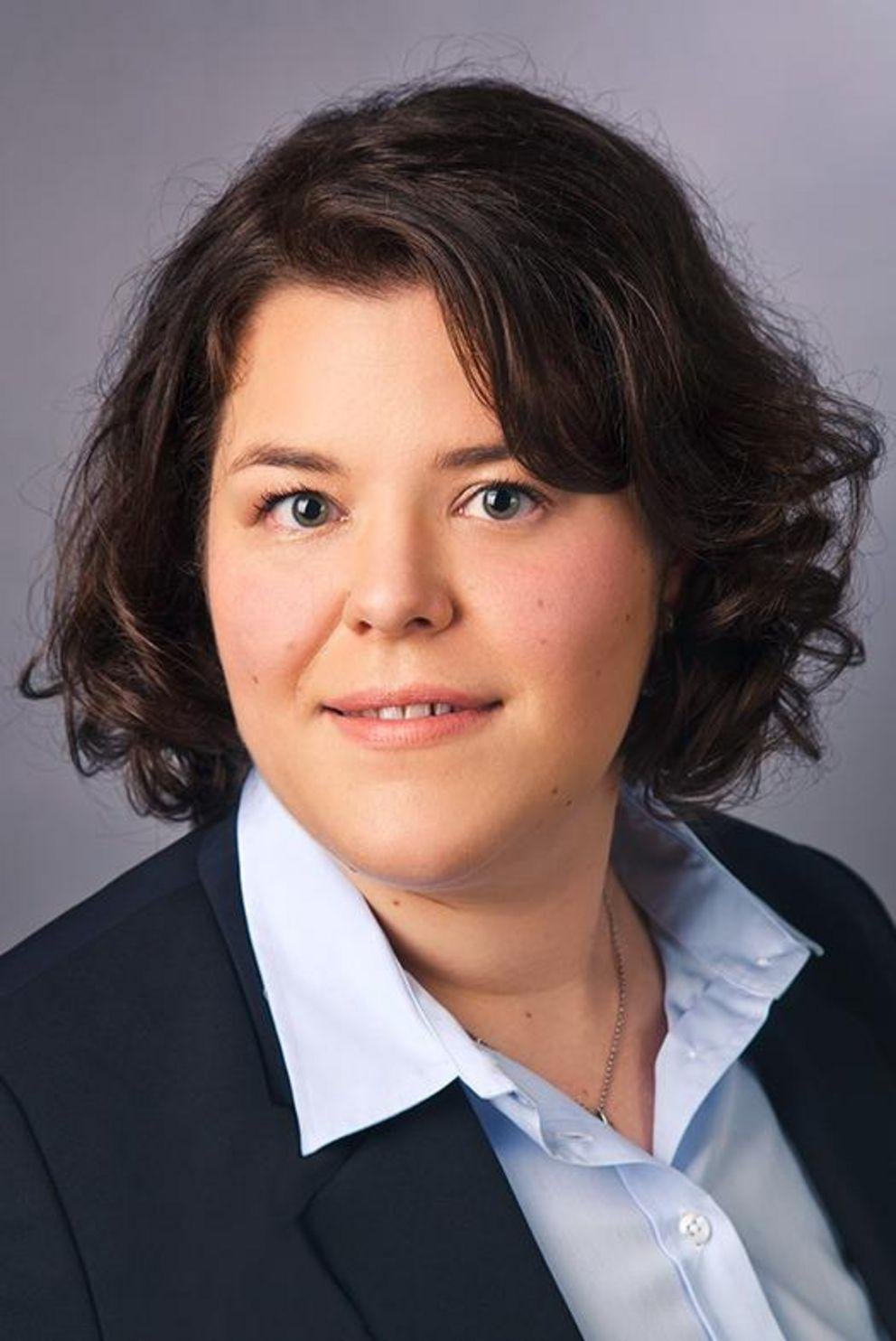 Dr. Annika Ludwig Dr. Annika Ludwig