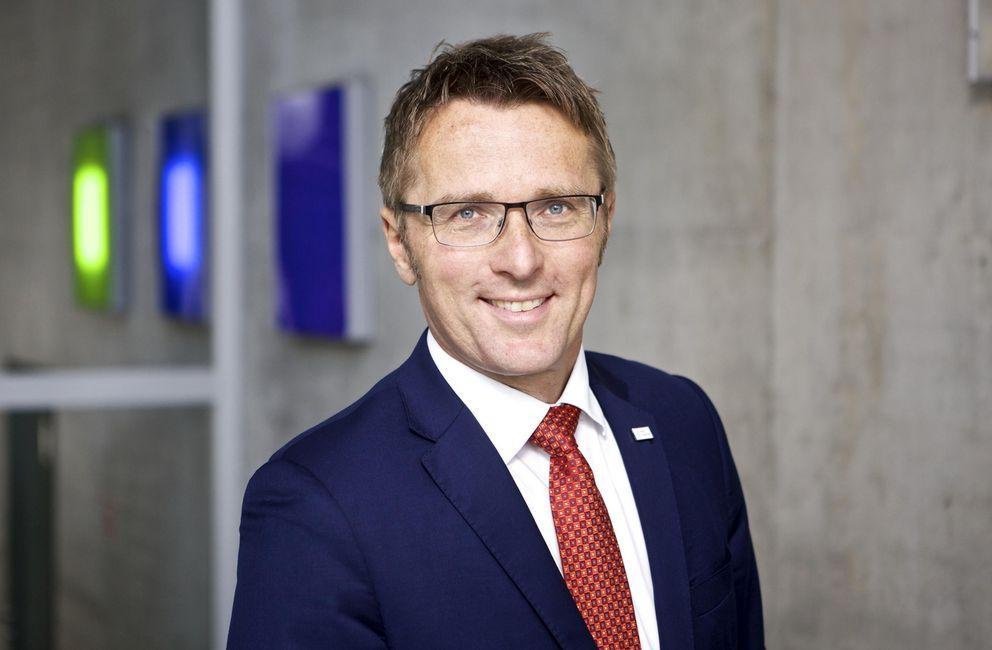 Prof. Dr. Micha Teuscher