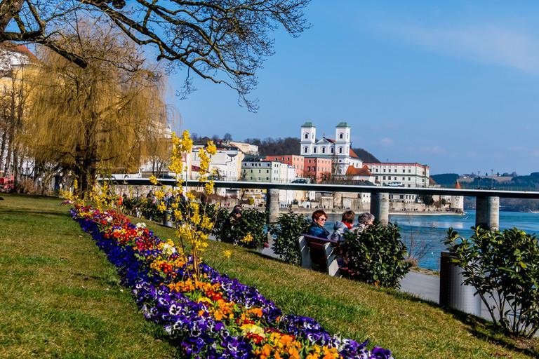 Decorative image of the tile 'Passau wellness city'