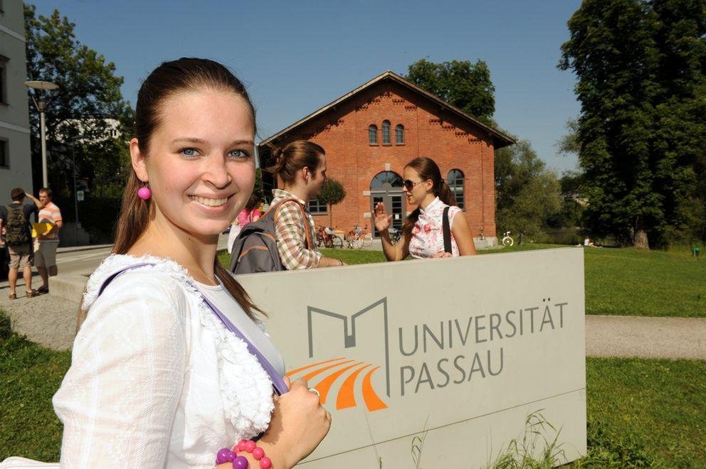 Erkunden Sie den Campus an der Seite von Studierenden der Universität Passau Erkunden Sie den Campus an der Seite von Studierenden der Universität Passau