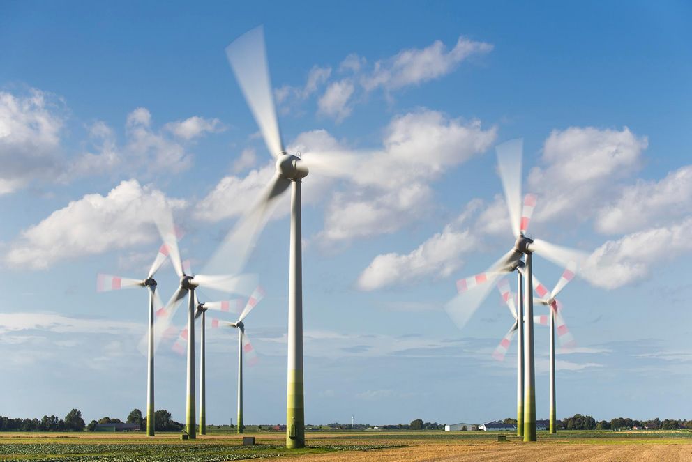 Unter anderem auf Windkraft setzt Deutschland bei der Energiewende. Symbolbild: Colourbox