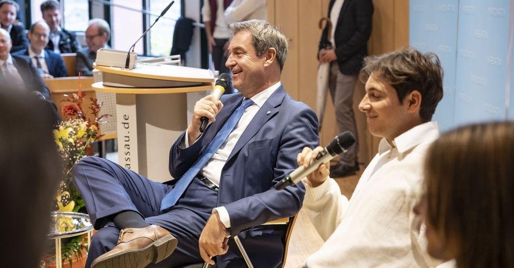 Herr Söder bei Podiumsgesprächen