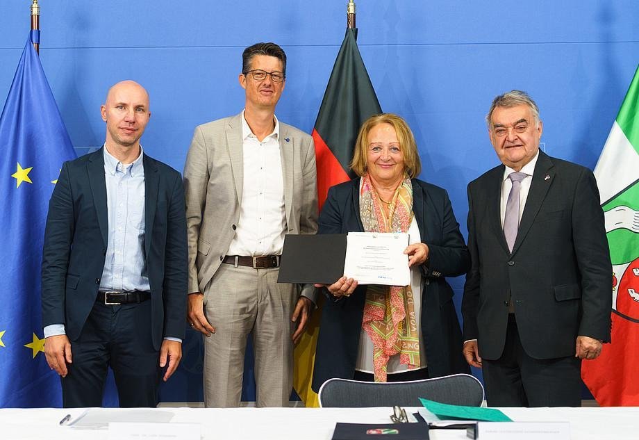 Large-scale study on antisemitism in North Rhine-Westphalia