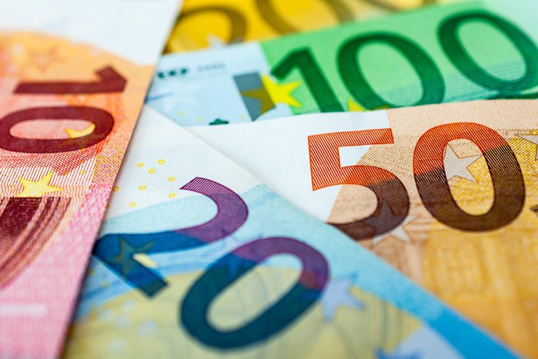 Decorative image of the tile 'Funding'