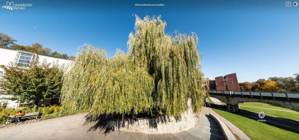 Virtual tour screenshot: View towards the Philosophicum Building