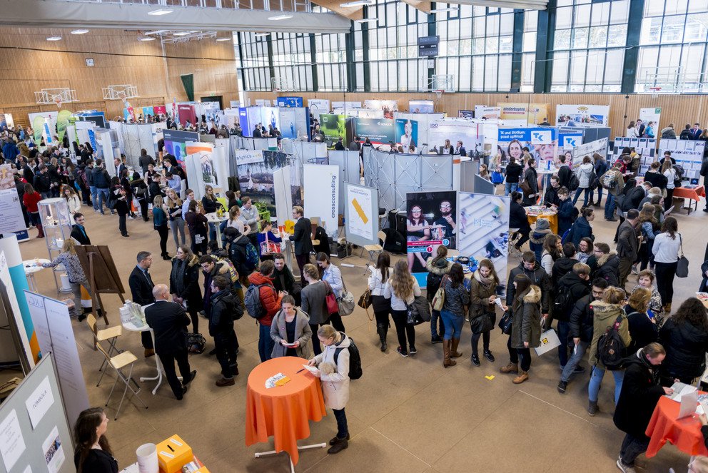 Die Karrieremesse Campus meets Company an der Universit&auml;t Passau