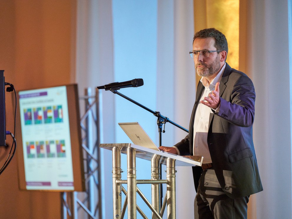 Symposion 2026 - Prof. Dr. Sebastian Krautheim