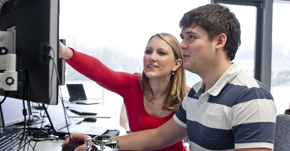 University of Passau students at the computer