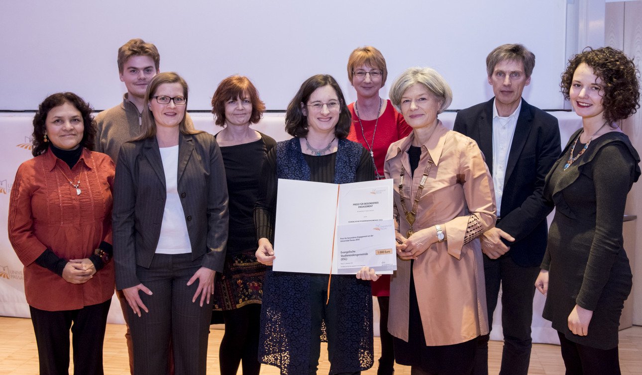 Preistr&auml;gerinnen und Preistr&auml;ger 2016