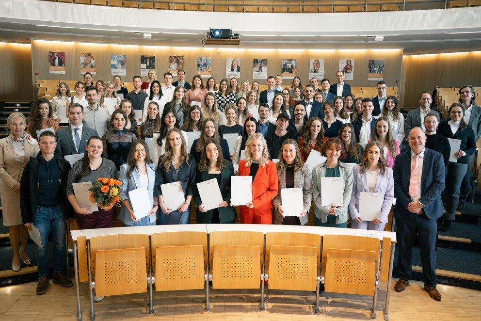 Graduation ceremony for the teaching programmes graduates of the Faculty of Social and Educational Sciences at the University of Passau; Photo: Thomas Bernard