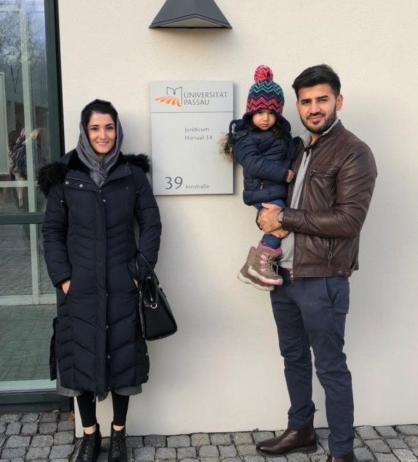 Suhaila Akbari und Familie