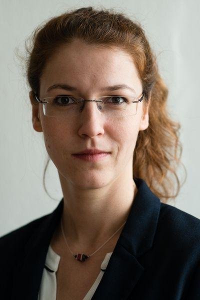 Prof. Dr. Karoline Reinhardt