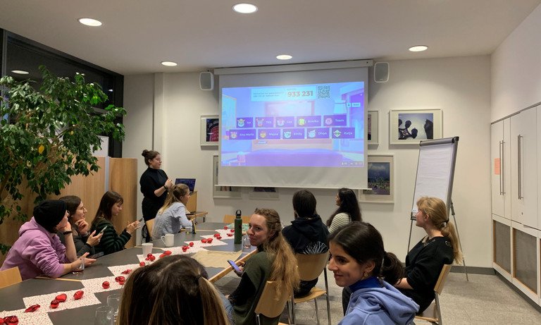 Quiz during a MINT-scholarship holder networking event