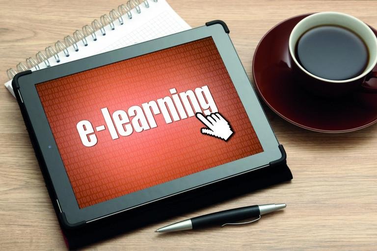 Dekorativbilkd zu E-Learning
