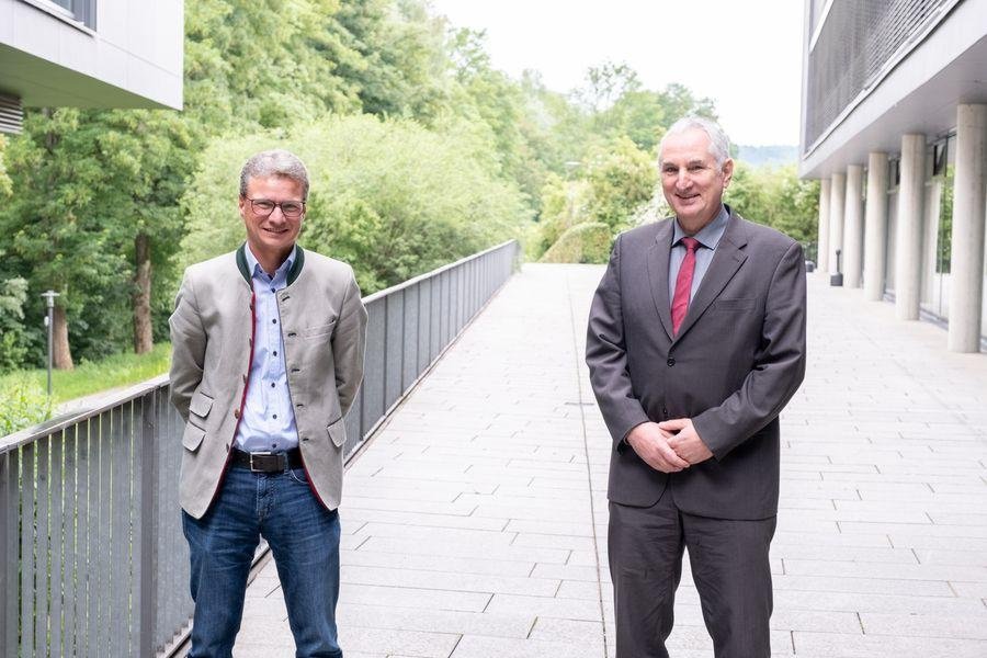 Wissenschaftsminister Bernd Sibler mit Präsident Prof. Dr. Ulrich Bartosch