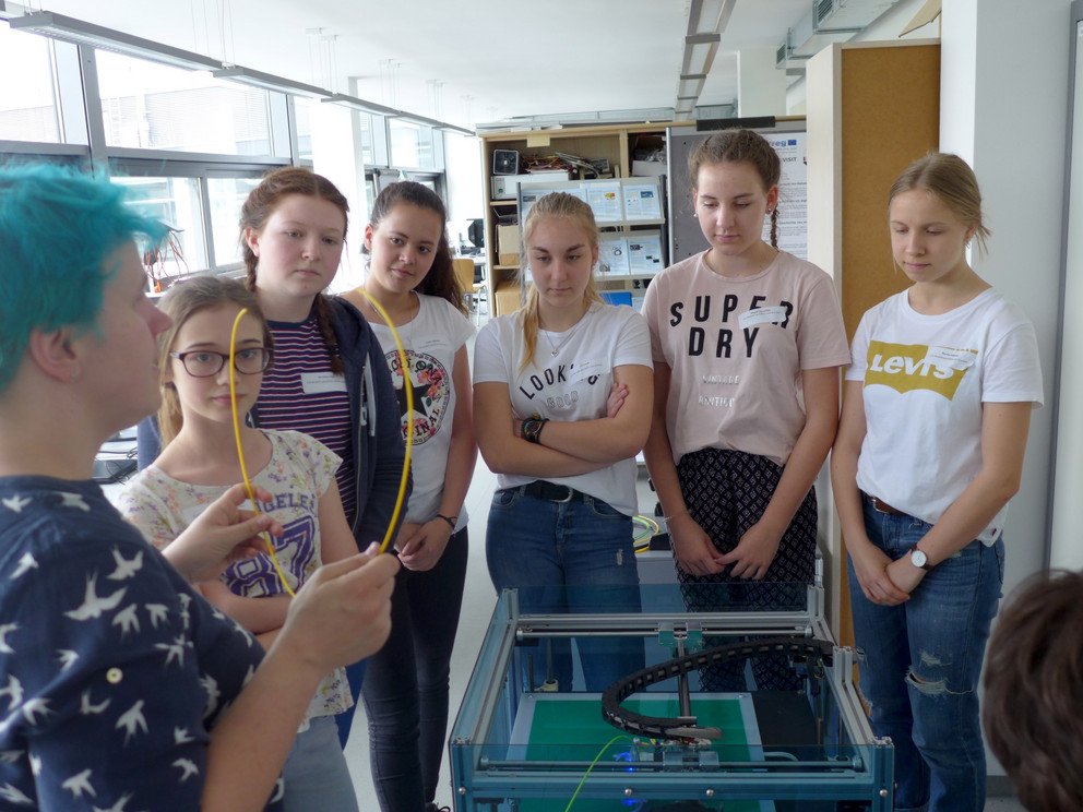 3-D-Modelle gestalten und drucken mit Dörte Rüweler