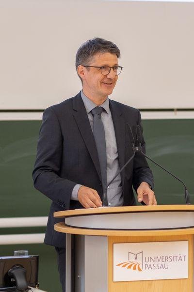 Prof. Dr. Bernhard Bleyer