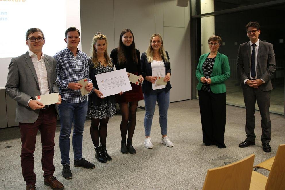 LEHRimpuls_3.Preis_Team_Flimp_your_Lecture_Frau_Coiffet_Prof._Kuhn