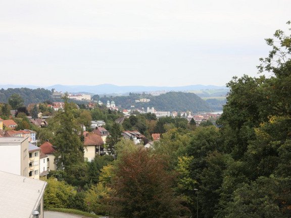 View Leonhard-Paminger-Stra&szlig;e