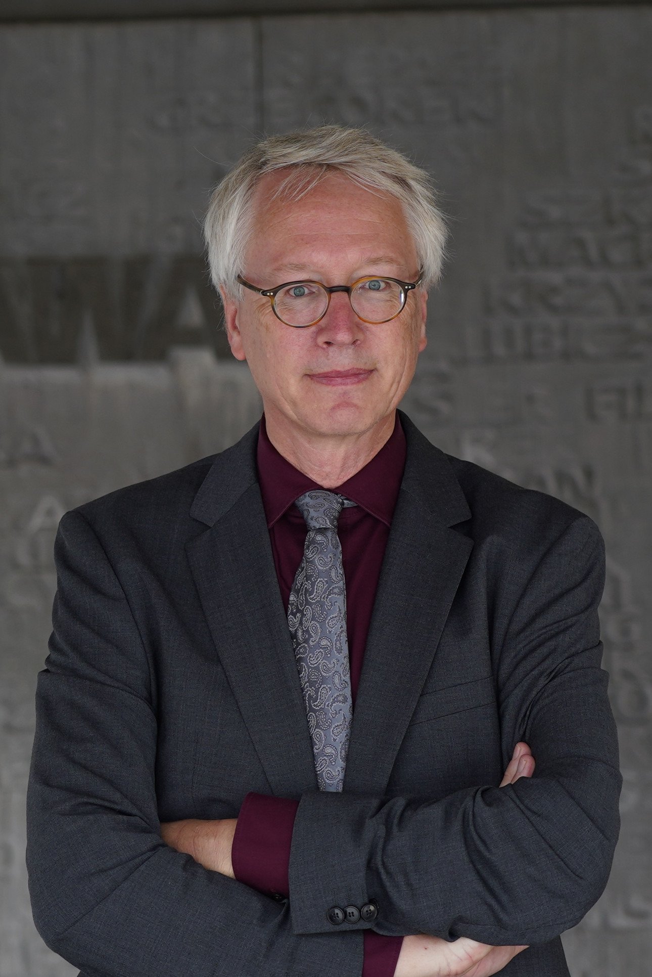 Portraitbild von Peter Oliver Loew