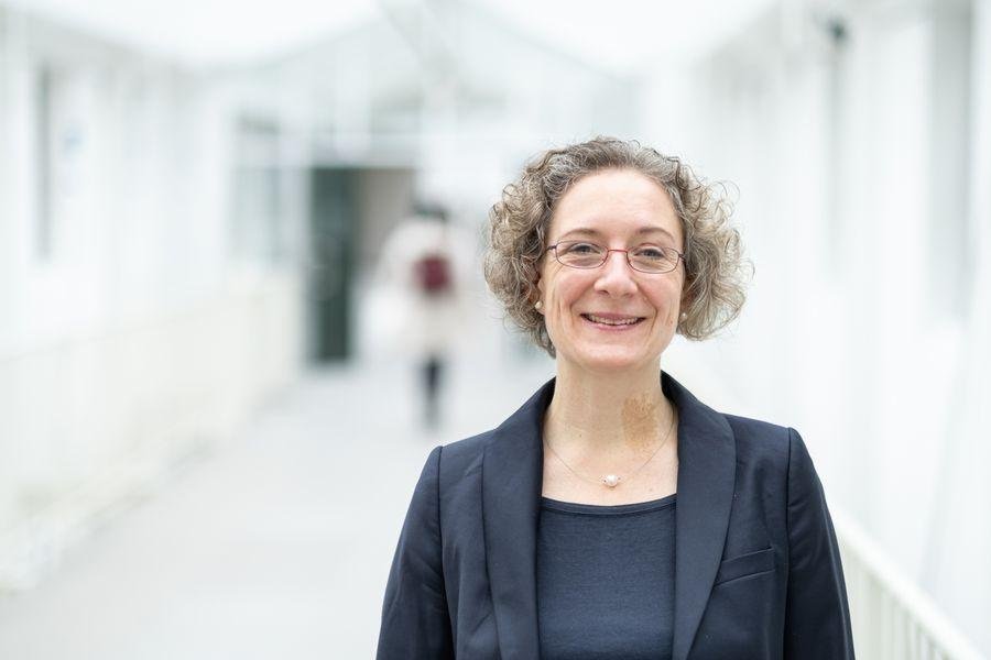 Foto von Prof. Dr. Anna Henkel