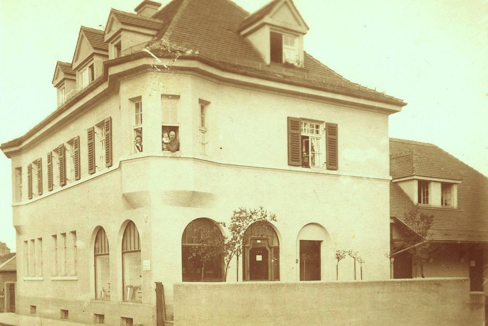 Innstraße 35 alt: Haus der Häute-und Fellverwertungsgenossenschaft; Quelle: Familienarchiv Lang-Wiegel