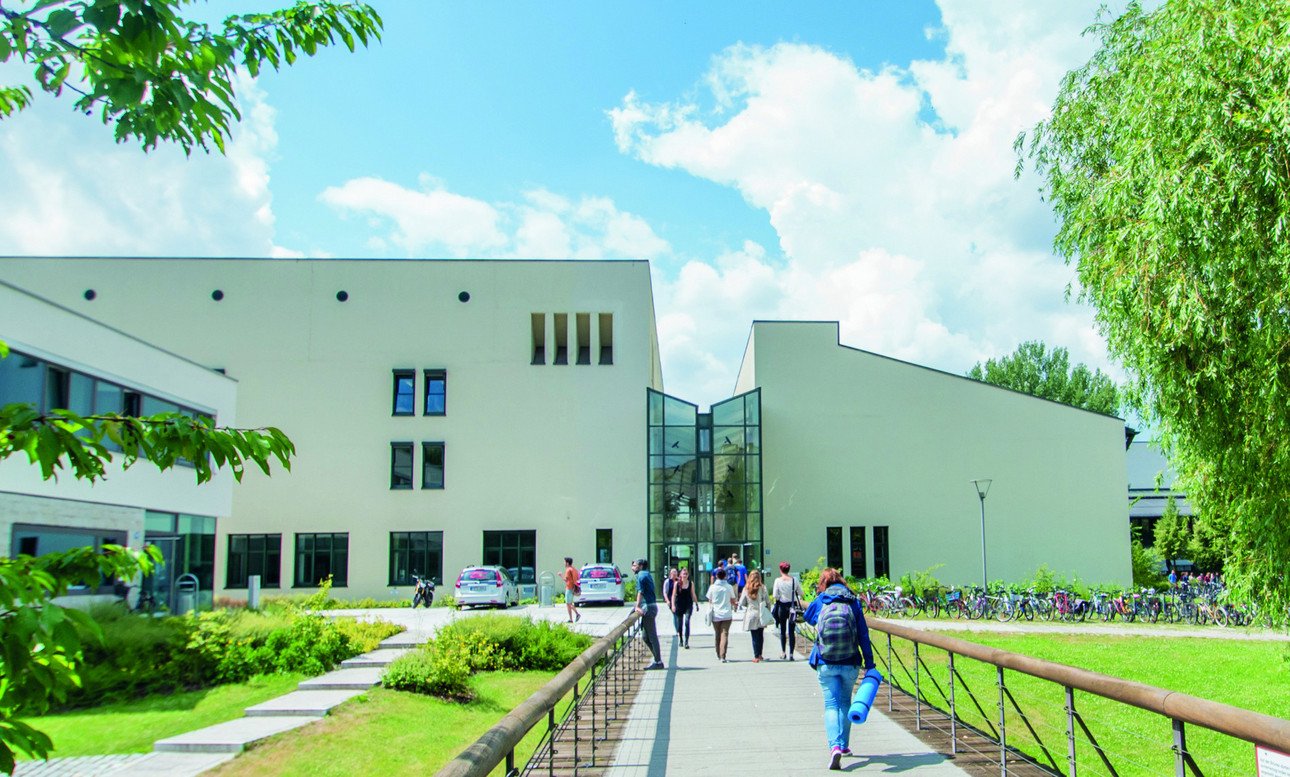 Fakult&auml;t f&uuml;r Informatik und Mathematik