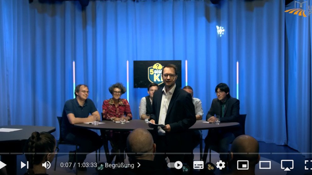 Quizshow „5 gegen KI“ stößt auf große Youtube-Resonanz.
