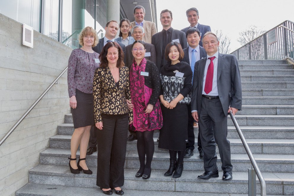 Pictured: The participants of the Sino-German Teacher Education Forum in Passau. First row (from left to right): Professor Jutta M&auml;gdefrau, Vice President Ursula Reutner, Professor Wu Weidong, Dr Shao Yanhong, Dr Hans-Stefan Fuchs; second row (from left to right): Janne Leino, Cheng Jing, Professor Zhang Kongyi, Professor Matthias Brandl, Hu Yijun; back row (from left to right): Matthias B&ouml;hm and Professor Andreas Michler. Photo: University of Passau