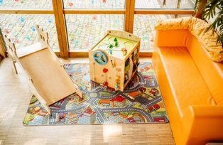 Parent-child corner in the refectory's conservatory area