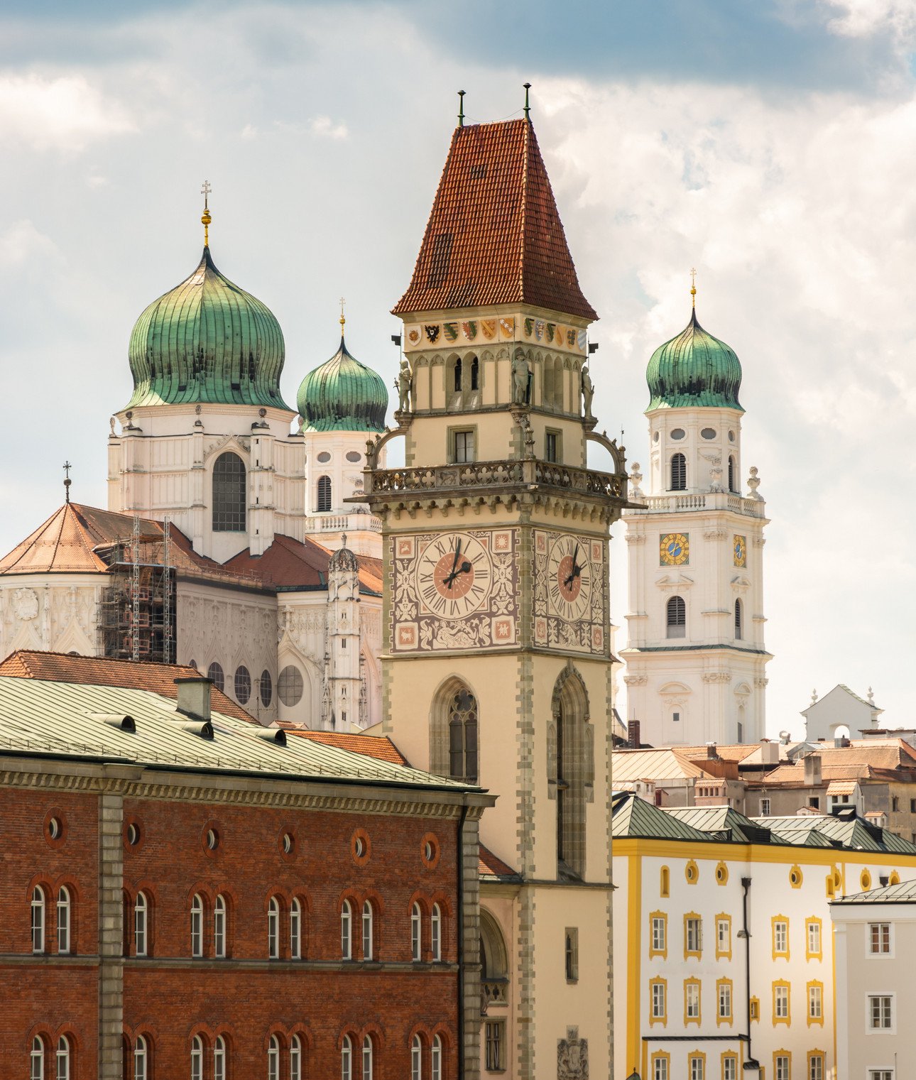 Bild: Rathausturm und Dom