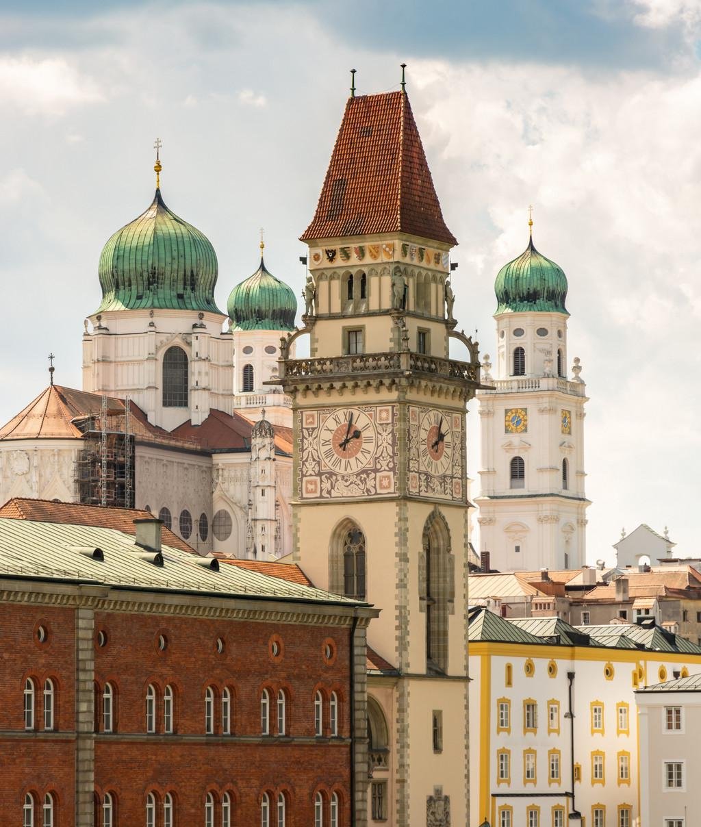 Bild: Rathausturm und Dom