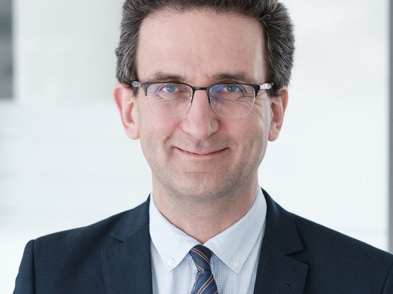 Prof. Urs Kramer