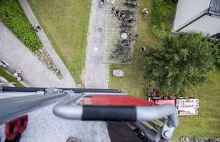 Egg-Drop-Contest in Kooperation mit der Hochschulgruppe der Feuerwehr Passau