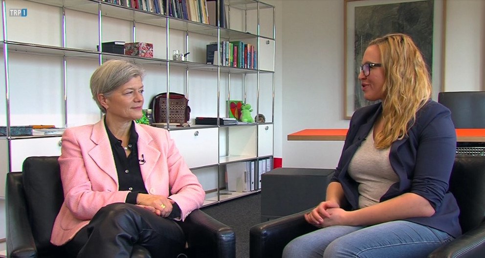 Pr&auml;sidentin Prof. Dr. Carola Jungwirth zu Gast beim Fernsehsender TRP1
