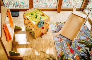 Parent-child corner in the refectory's conservatory area