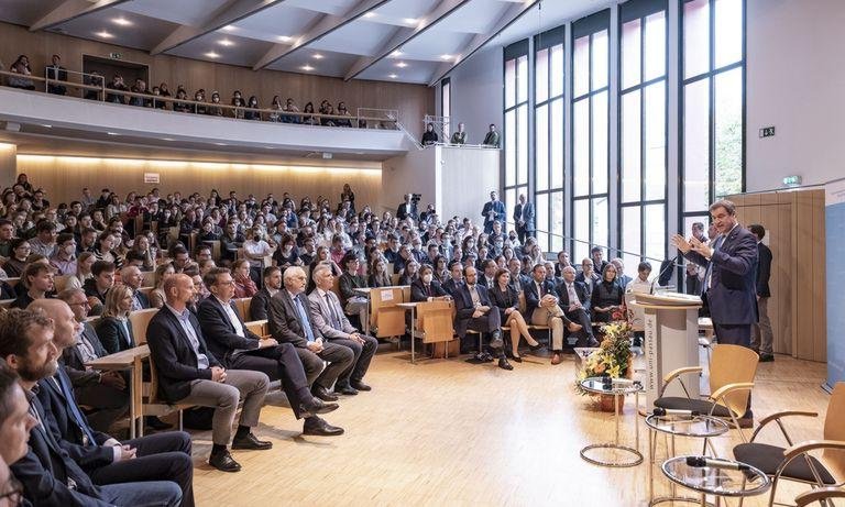 Ansprache von Herr Söder im Audimax