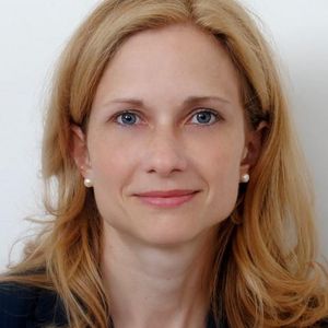 Portrait Prof. Dr. Susanne Mayr