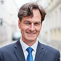 Portrait of Prof. Dr. Christoph Barmeyer
