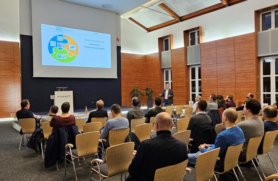 Zweites &bdquo;KliniKas&ldquo;-Treffen am Klinikum Passau; Foto: Universit&auml;t Passau