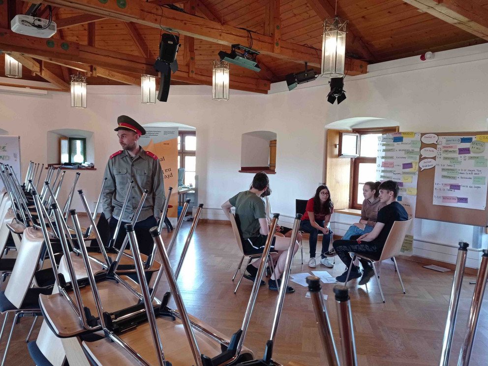 H&ouml;ll/L&iacute;skov&aacute;