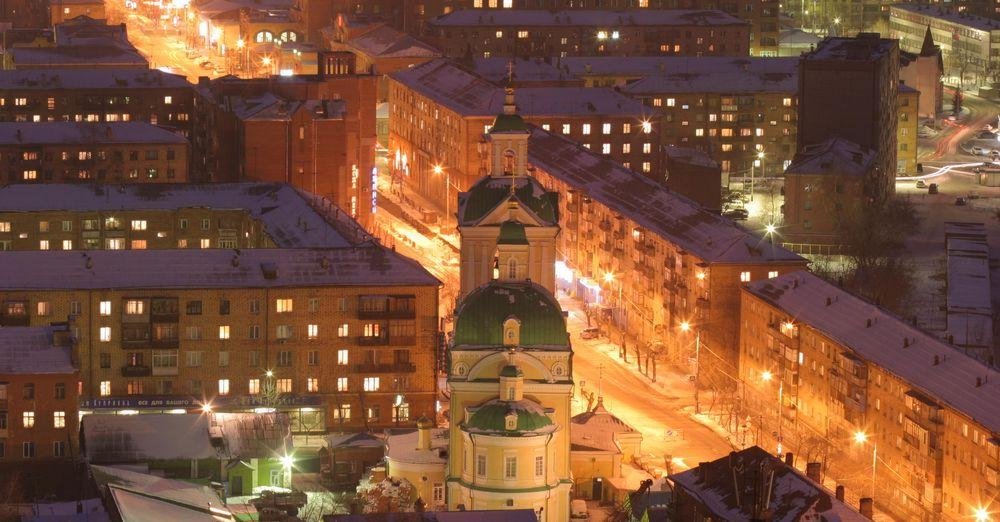 Stadt bei Nacht