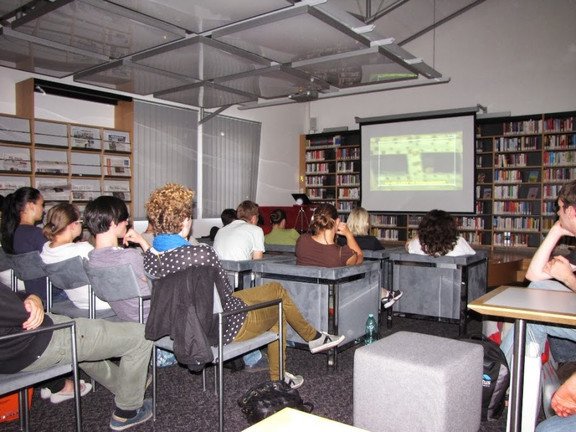 Filmvorführung, Foto: Valaitis-Vinober