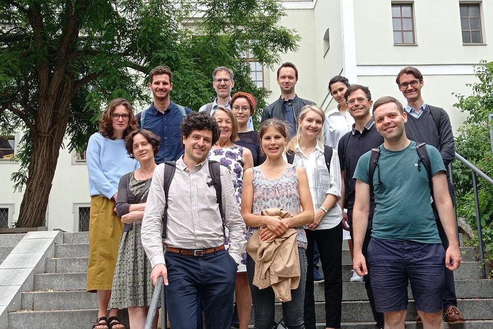 Teilnehmerinnen und Teilnehmer der internationalen Tagung „Soil – Dirt – Earth: Ecologies below Ground (1750-1850)“. Foto: Universität Passau