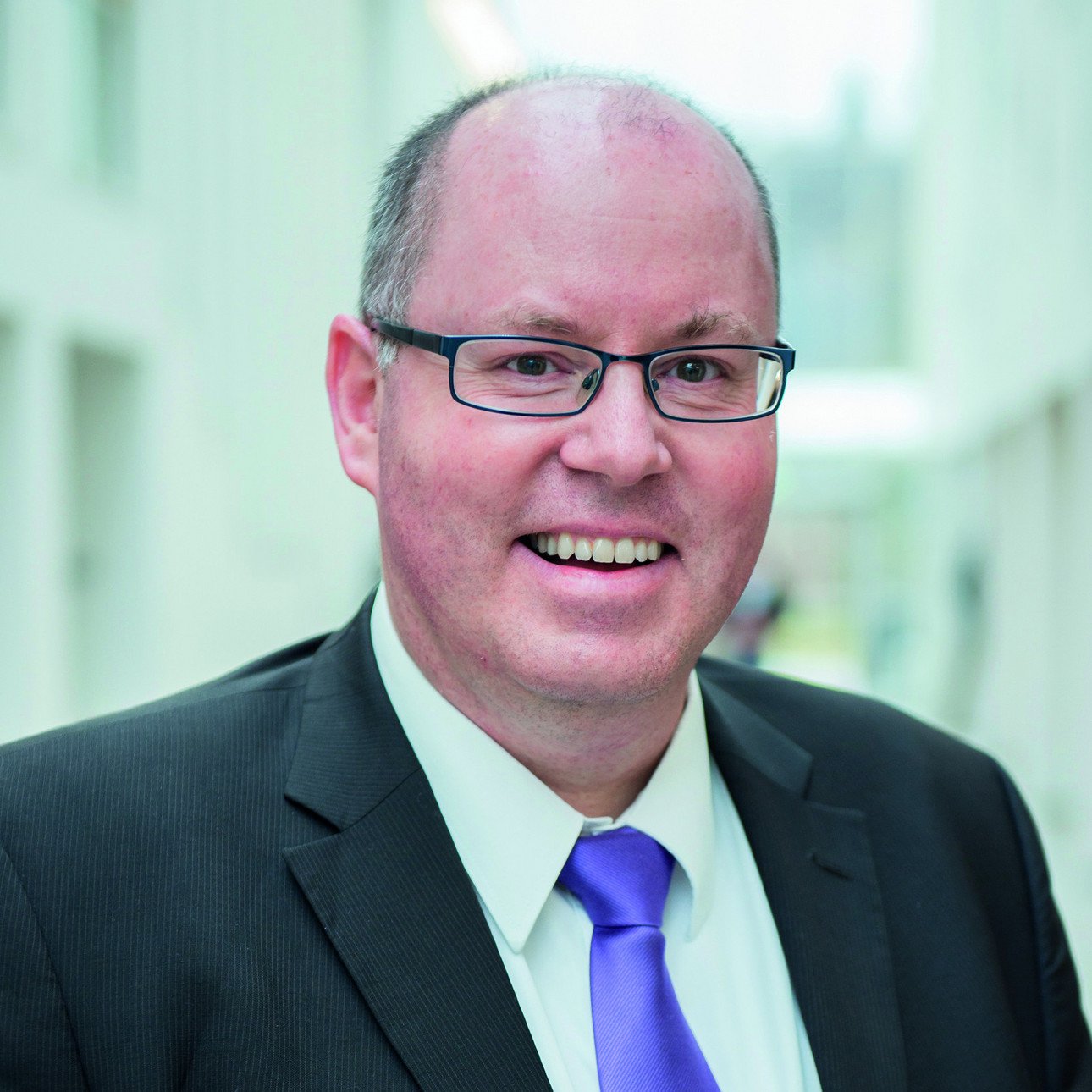 Portr&auml;t von Prof. Dr. Robert Esser
