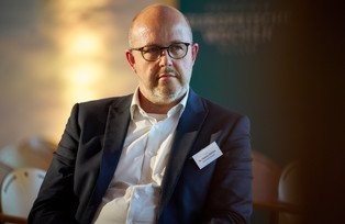 Symposion 2026 - Moderator Dr. Thomas Metten