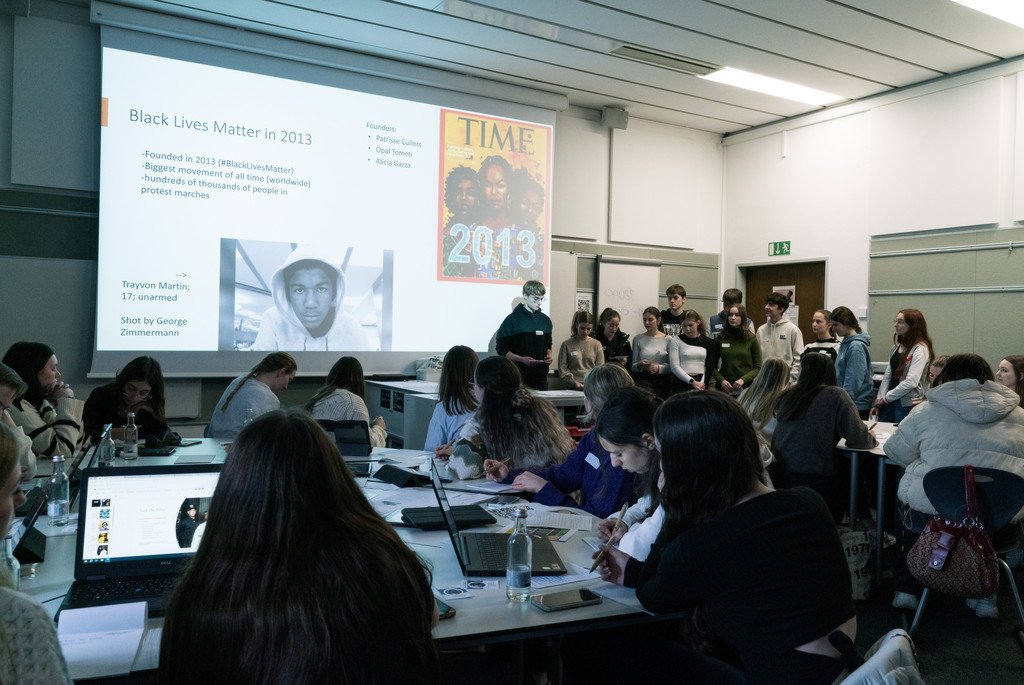 Workshop "Intersections of Racism: Voices Unveiled"