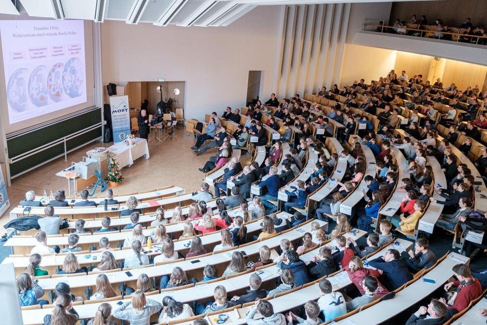 Veranstaltung in einem vollbesetzten Hörsaal